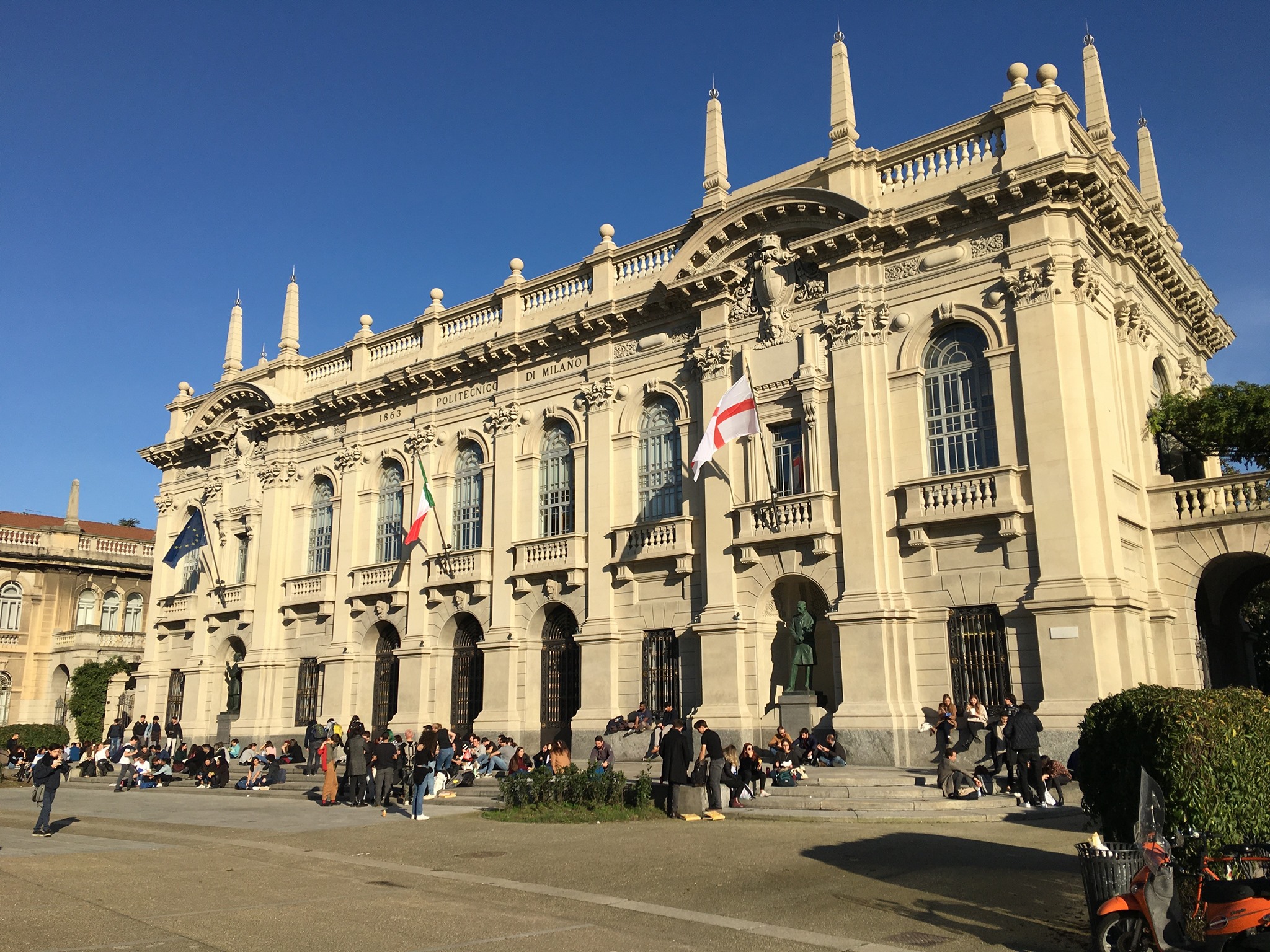 Chi esce dalla facoltà di architettura può avere problemi a trovare lavoro. La conoscenza del marketing può aiutarlo