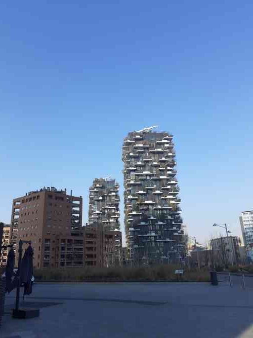 Il bosco verticale di Milano e la Vertical Forest City sono stati progettati da Stefano Boeri